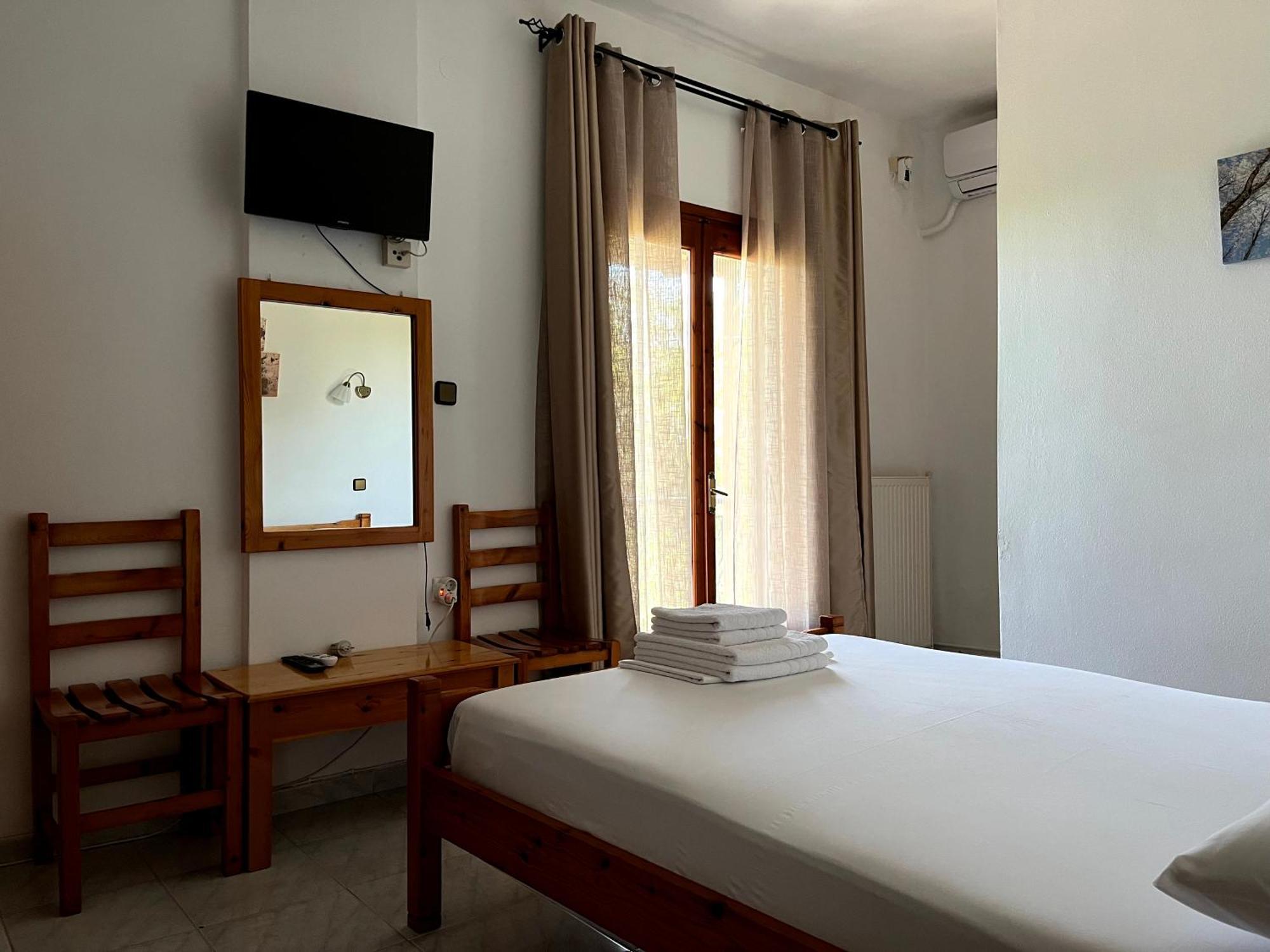 Hotel Akamatis Giorgos Therma  Habitación foto